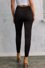 Skinny Jeans with Pockets - Vignette | Mindrella